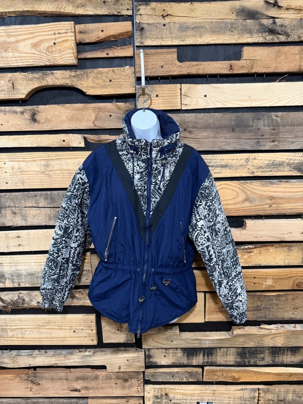 Vintage Fera Skiwear Ski Jacket Coat Women’s‎ Size 10 Navy/Black/White